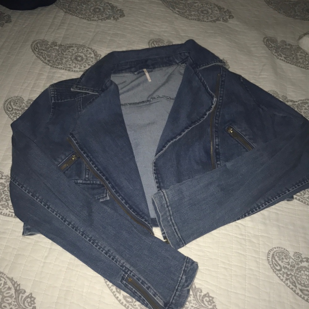 Denim jacket - Picture 2 of 7
